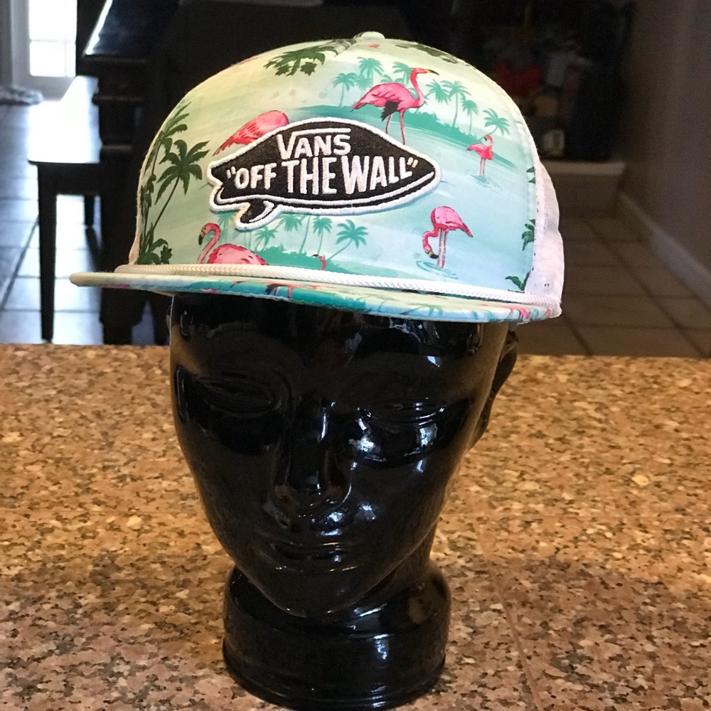 ❗️sold❗️Vans tropical flamingo off the wall trucke